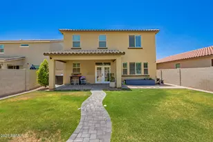 2510 E Fawn Dr, Phoenix, AZ 85042 - Photo 34