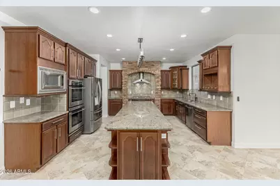 18336 W Banff Lane, Surprise, AZ 85388 - Photo 14