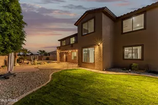 18336 W Banff Ln, Surprise, AZ 85388 - Photo 32