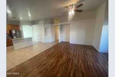516 E Wolf Hollow Drive, Casa Grande, AZ 85122 - Photo 6