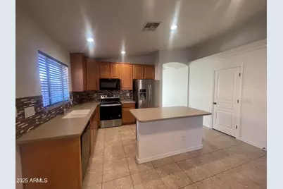 516 E Wolf Hollow Drive, Casa Grande, AZ 85122 - Photo 4