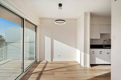 2201 N Central Avenue #5-E, Phoenix, AZ 85004 - Photo 10