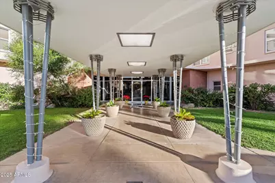 2201 N Central Avenue #5-E, Phoenix, AZ 85004 - Photo 6