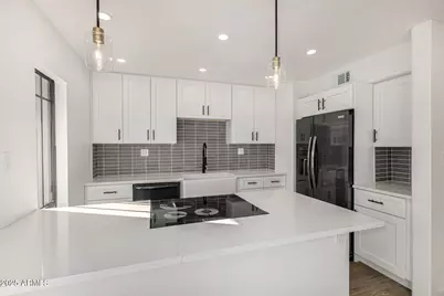 5207 N 24th Street #201, Phoenix, AZ 85016 - Photo 2