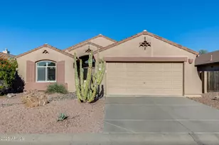 10588 E Dutchmans Trail, Gold Canyon, AZ 85118 - Photo 1