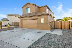 17915 W Maui Ln, Surprise, AZ 85388 - Photo 2