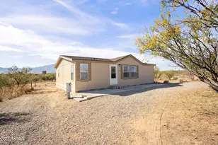 5280 S Pickett Pl, Sierra Vista, AZ 85650 - Photo 2