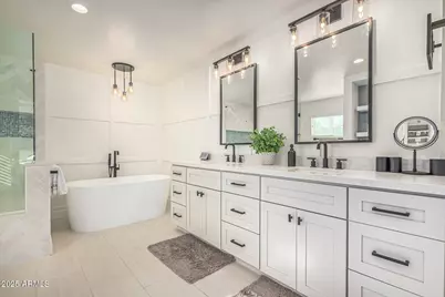 3845 E Glenrosa Avenue, Phoenix, AZ 85018 - Photo 20