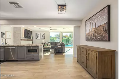 3845 E Glenrosa Avenue, Phoenix, AZ 85018 - Photo 12