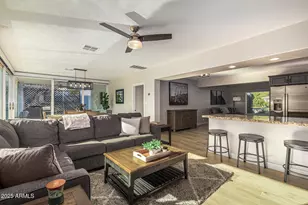 3845 E Glenrosa Ave, Phoenix, AZ 85018 - Photo 8