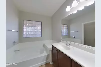 4908 E Austin Lane, San Tan Valley, AZ 85140 - Photo 8