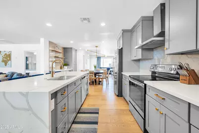 3320 N 82nd Place, Scottsdale, AZ 85251 - Photo 10