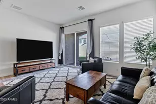 10104 E Nichols Ave, Mesa, AZ 85209 - Photo 8