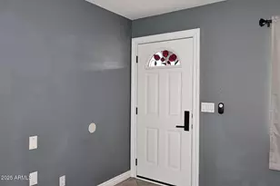 902 N 96th St, Mesa, AZ 85207 - Photo 2