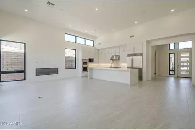 14125 E Highland Avenue, Fountain Hills, AZ 85268 - Photo 22