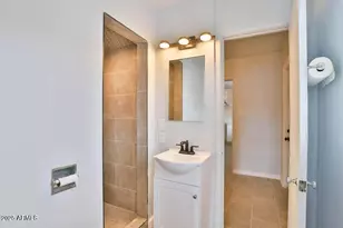 345 W Windsor Ave, Phoenix, AZ 85003 - Photo 18