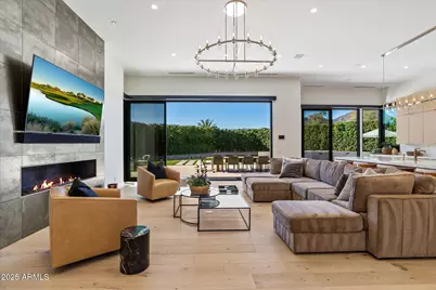 5517 N 68th Place, Paradise Valley, AZ 85253 - Photo 6