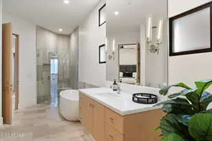 5517 N 68th Pl, Paradise Valley, AZ 85253 - Photo 42