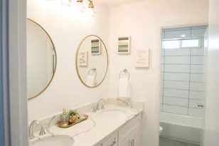 8614 E Monterey Way, Scottsdale, AZ 85251 - Photo 48