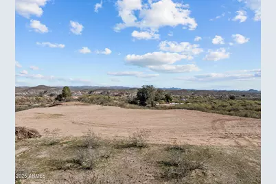 215 Howard Court #-, Wickenburg, AZ 85390 - Photo 2