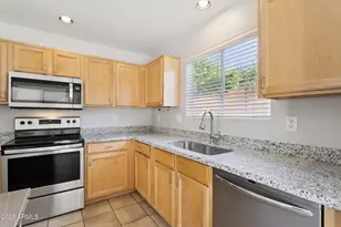 17606 N 17th Pl, Phoenix, AZ 85022 - Photo 10