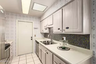 13410 W Aleppo Dr, Sun City West, AZ 85375 - Photo 12