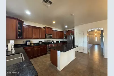 4714 N 111th Drive, Phoenix, AZ 85037 - Photo 6