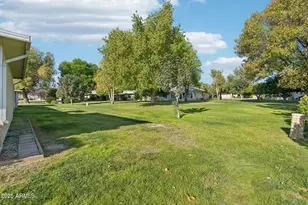 12718 W Omega Dr, Sun City West, AZ 85375 - Photo 30