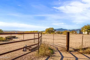 1112 N Annie Ln, Benson, AZ 85602 - Photo 8