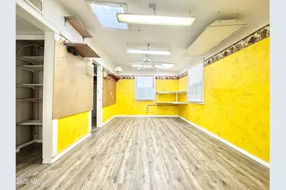 111 E Navajo Street, Huachuca City, AZ 85616 - Photo 6