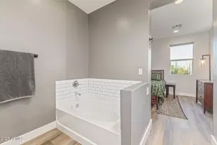 2315 E Pinchot Ave, Phoenix, AZ 85016 - Photo 10