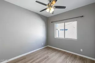 4043 W Desert Hollow Dr, Phoenix, AZ 85083 - Photo 18