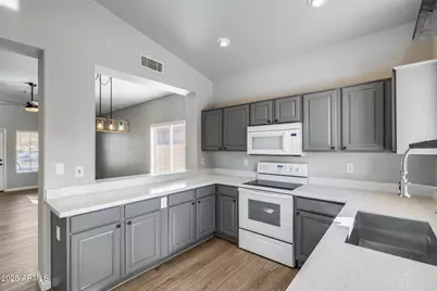 4043 W Desert Hollow Drive, Phoenix, AZ 85083 - Photo 12