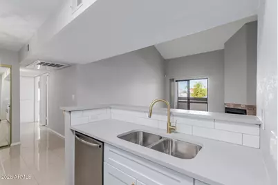 2938 N 61st Place #212, Scottsdale, AZ 85251 - Photo 30