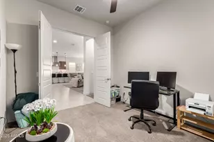 1115 E Paseo Way, Phoenix, AZ 85042 - Photo 12