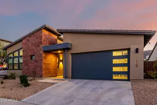 1115 E Paseo Way, Phoenix, AZ 85042 - Photo 2