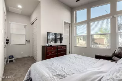 1115 E Paseo Way, Phoenix, AZ 85042 - Photo 38