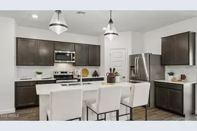 12578 W Chase Lane, Avondale, AZ 85323 - Photo 8