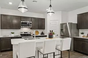 12578 W Chase Ln, Avondale, AZ 85323 - Photo 8