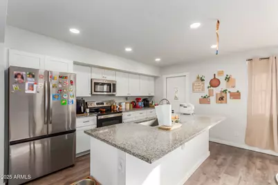 4023 W San Miguel Avenue, Phoenix, AZ 85019 - Photo 8