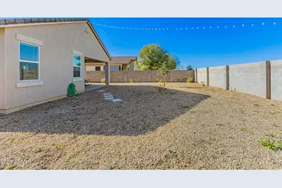 36034 W Madrid Avenue, Maricopa, AZ 85138 - Photo 28