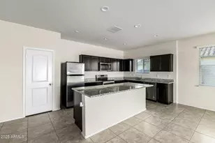 36034 W Madrid Ave, Maricopa, AZ 85138 - Photo 8