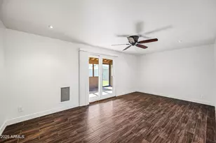 3823 W Lawrence Rd, Phoenix, AZ 85019 - Photo 18