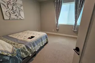 1111 E Missouri Ave, Phoenix, AZ 85014 - Photo 16