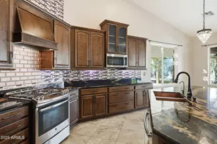 2218 E Brooks Farm Rd, Gilbert, AZ 85298 - Photo 18