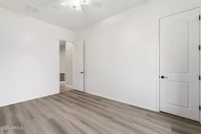 2218 E Brooks Farm Road, Gilbert, AZ 85298 - Photo 38