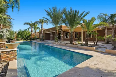 2218 E Brooks Farm Road, Gilbert, AZ 85298 - Photo 50