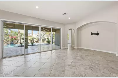 2218 E Brooks Farm Road, Gilbert, AZ 85298 - Photo 14