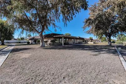 17801 N Boswell Boulevard, Sun City, AZ 85373 - Photo 34