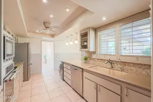 17801 N Boswell Blvd, Sun City, AZ 85373 - Photo 12